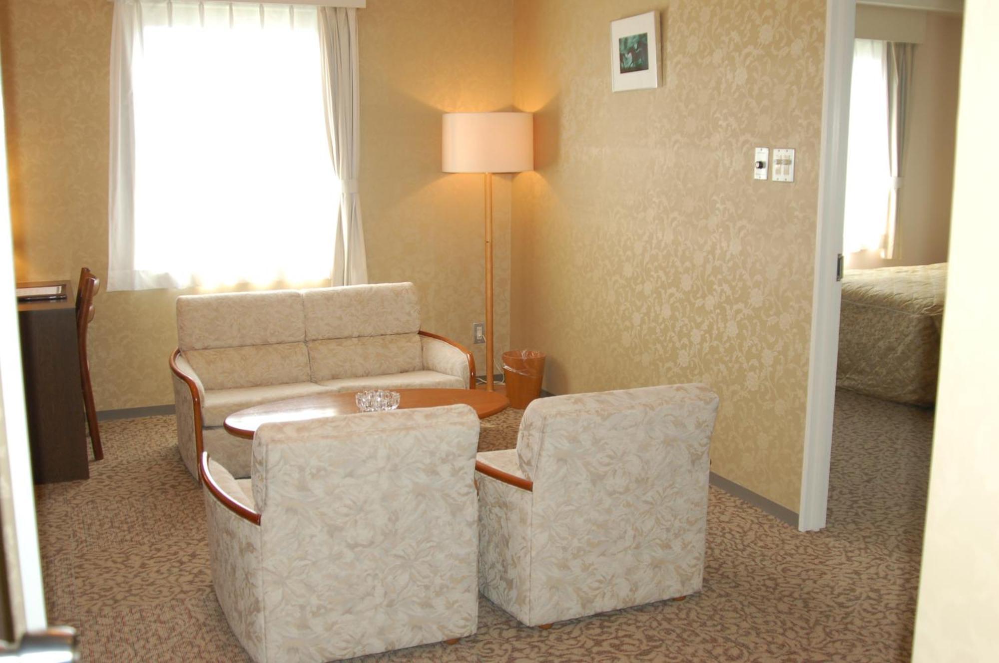 Shinhidaka Shizunai Eclipse Hotel חדר תמונה
