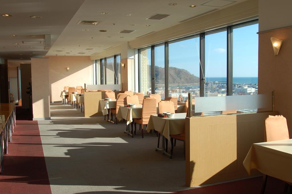 Shinhidaka Shizunai Eclipse Hotel מראה חיצוני תמונה
