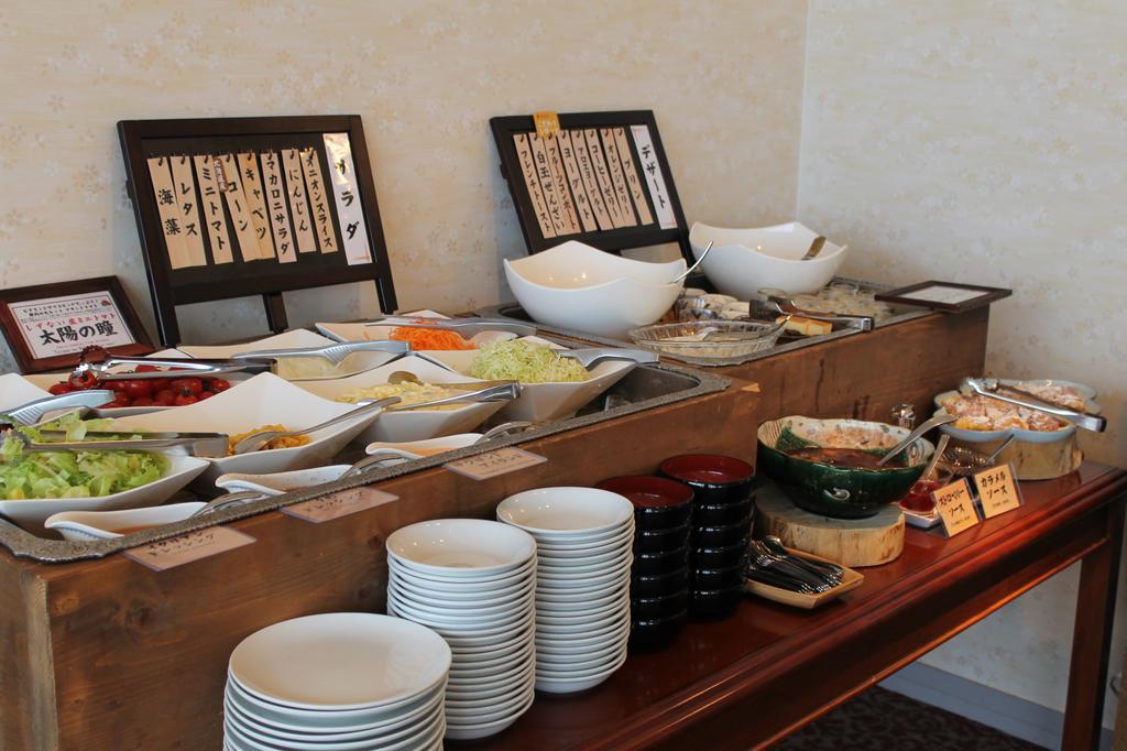 Shinhidaka Shizunai Eclipse Hotel מראה חיצוני תמונה
