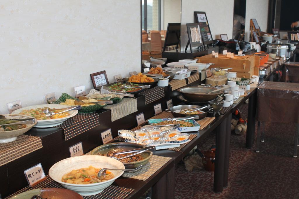 Shinhidaka Shizunai Eclipse Hotel מראה חיצוני תמונה