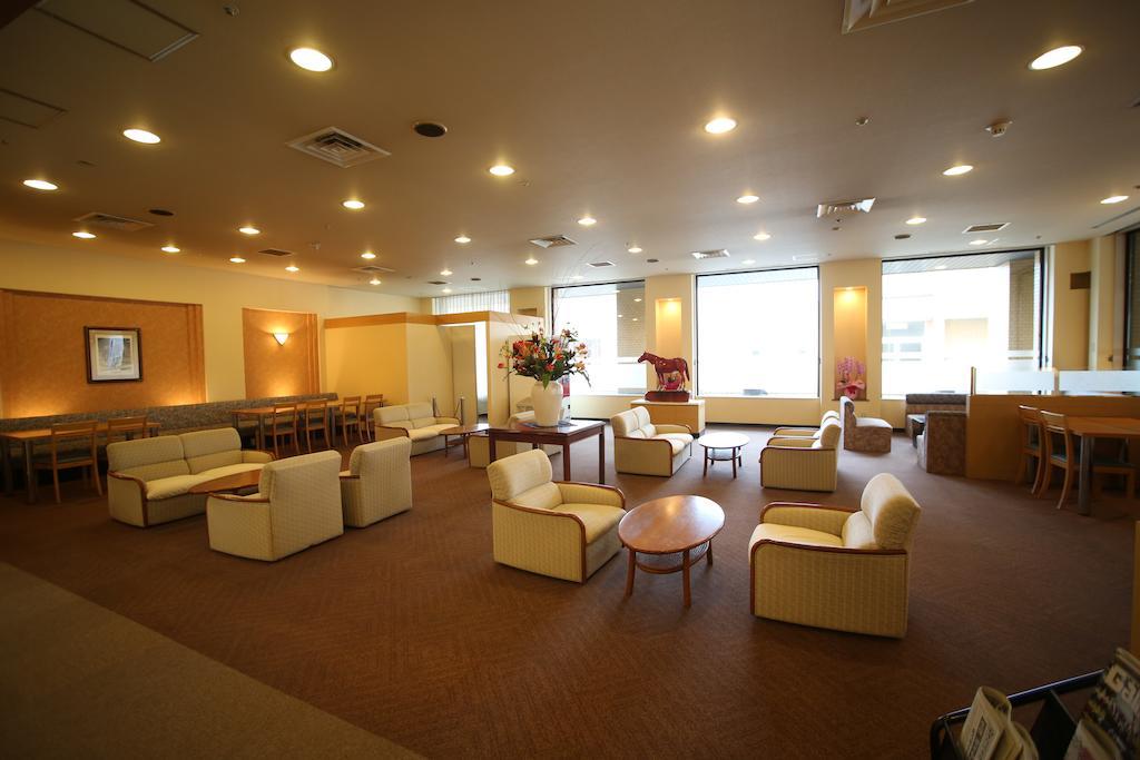 Shinhidaka Shizunai Eclipse Hotel מראה חיצוני תמונה