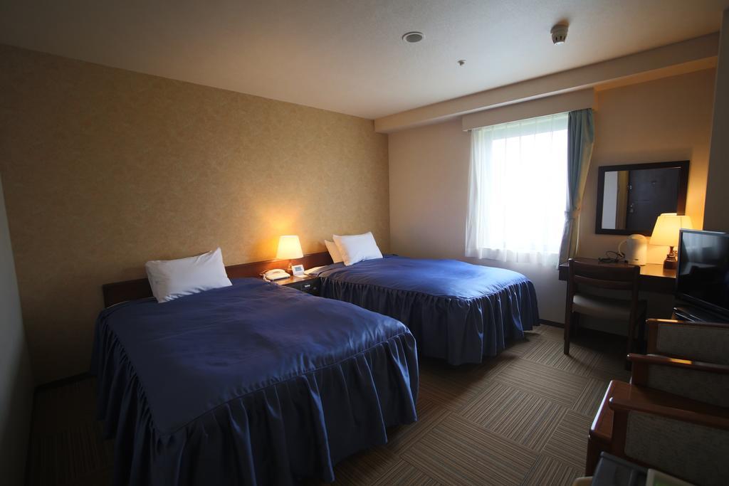 Shinhidaka Shizunai Eclipse Hotel חדר תמונה